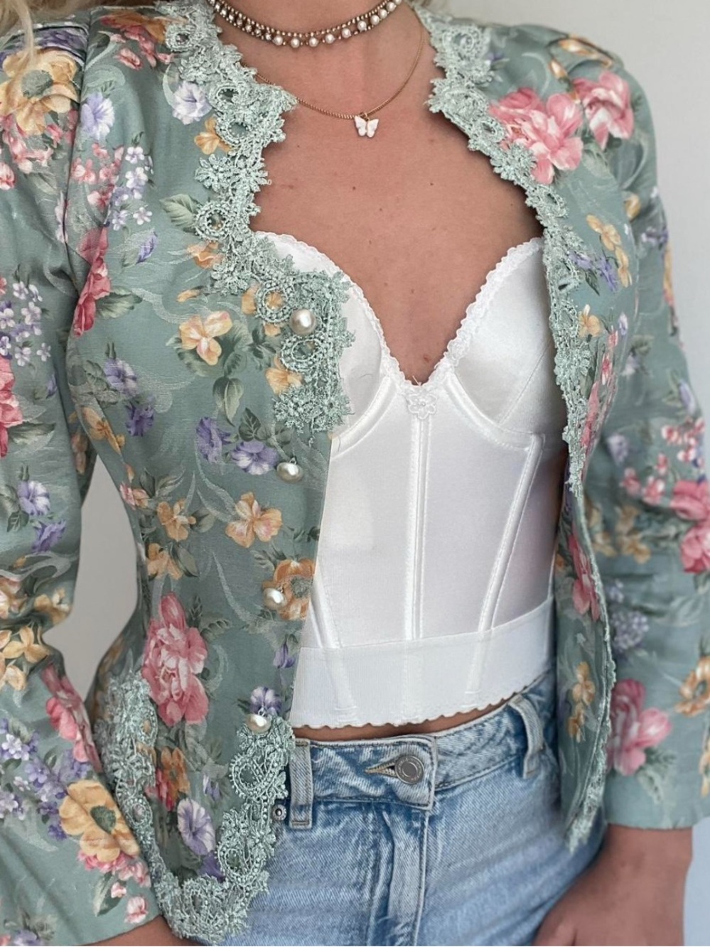 Victorian Coquette 80s / 90s Structured Button Down Top - Picture 2 of 10